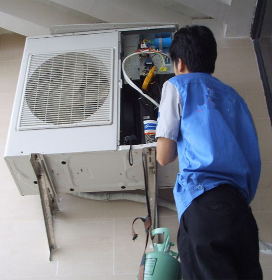 信丰空调开机无反应维修